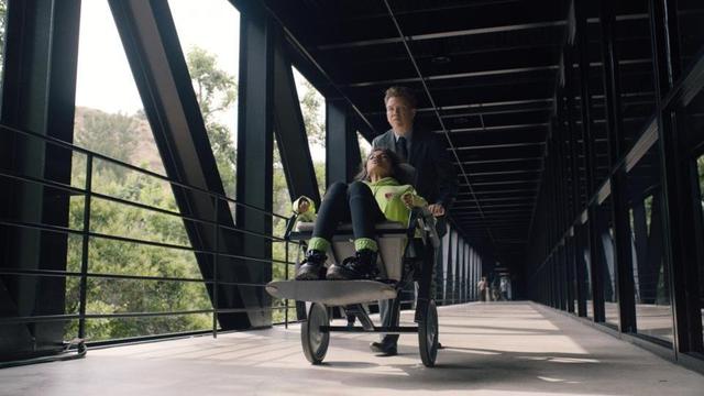 Imagen Don't Look Deeper 1x13