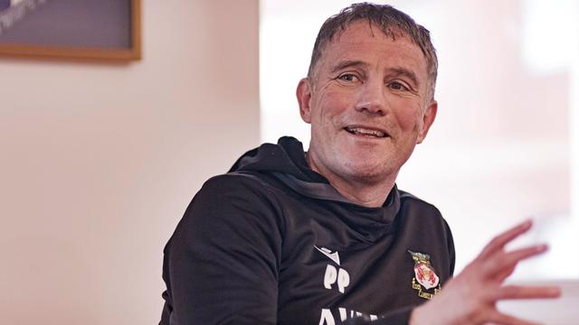 Imagen Bienvenidos al Wrexham Football Club 1x3