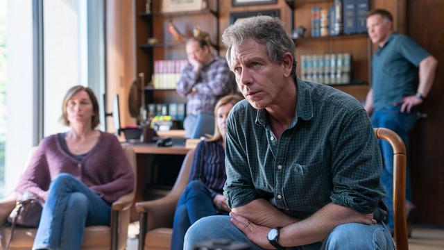 Imagen El visitante 1x6