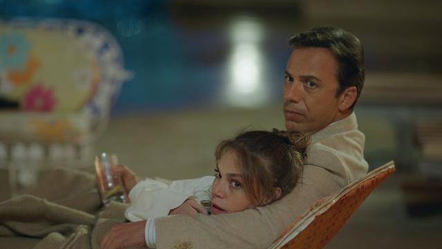 Imagen Old Money 1x7