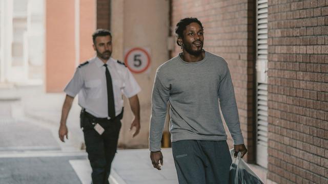 Imagen Waiting for the Out 1x4