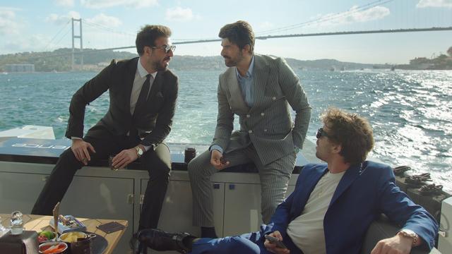 Imagen Old Money 1x3