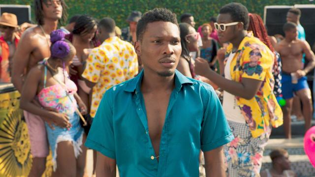 Imagen Far from Home 1x2