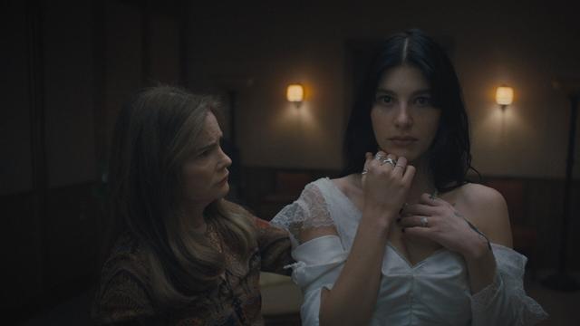 Imagen Algo terrible está a punto de suceder 1x2