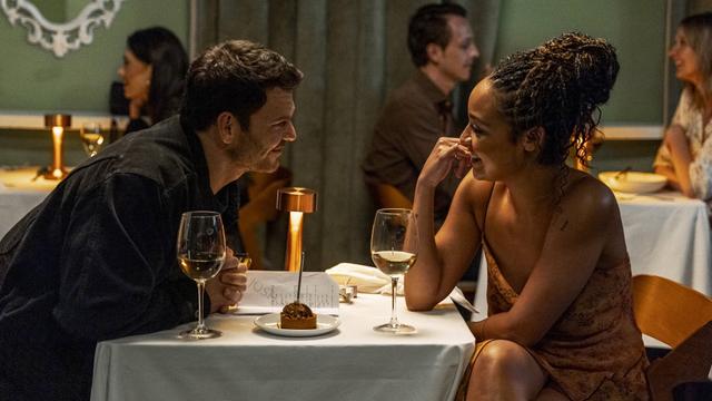 Imagen Watching You 1x4